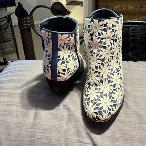 Blue with lace bootie